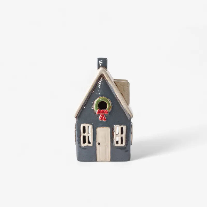Alsace Tea Light Cottage Navy with Wreath