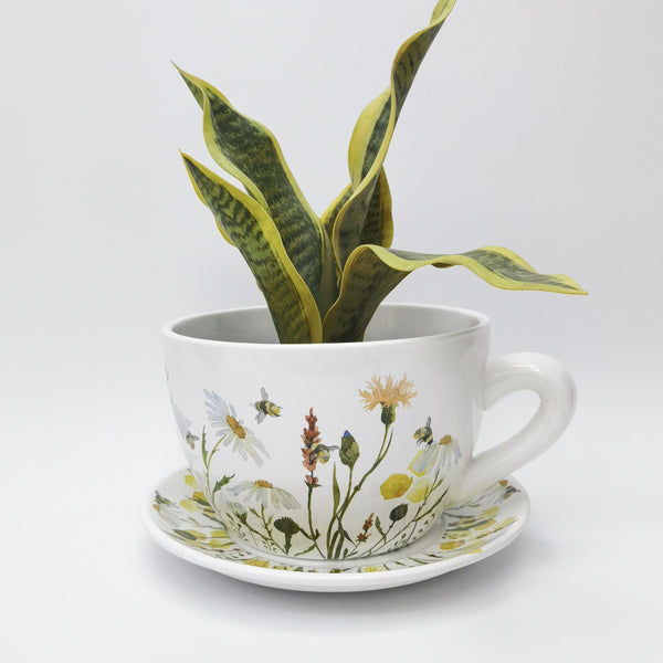Bee Meadow Teacup Planter